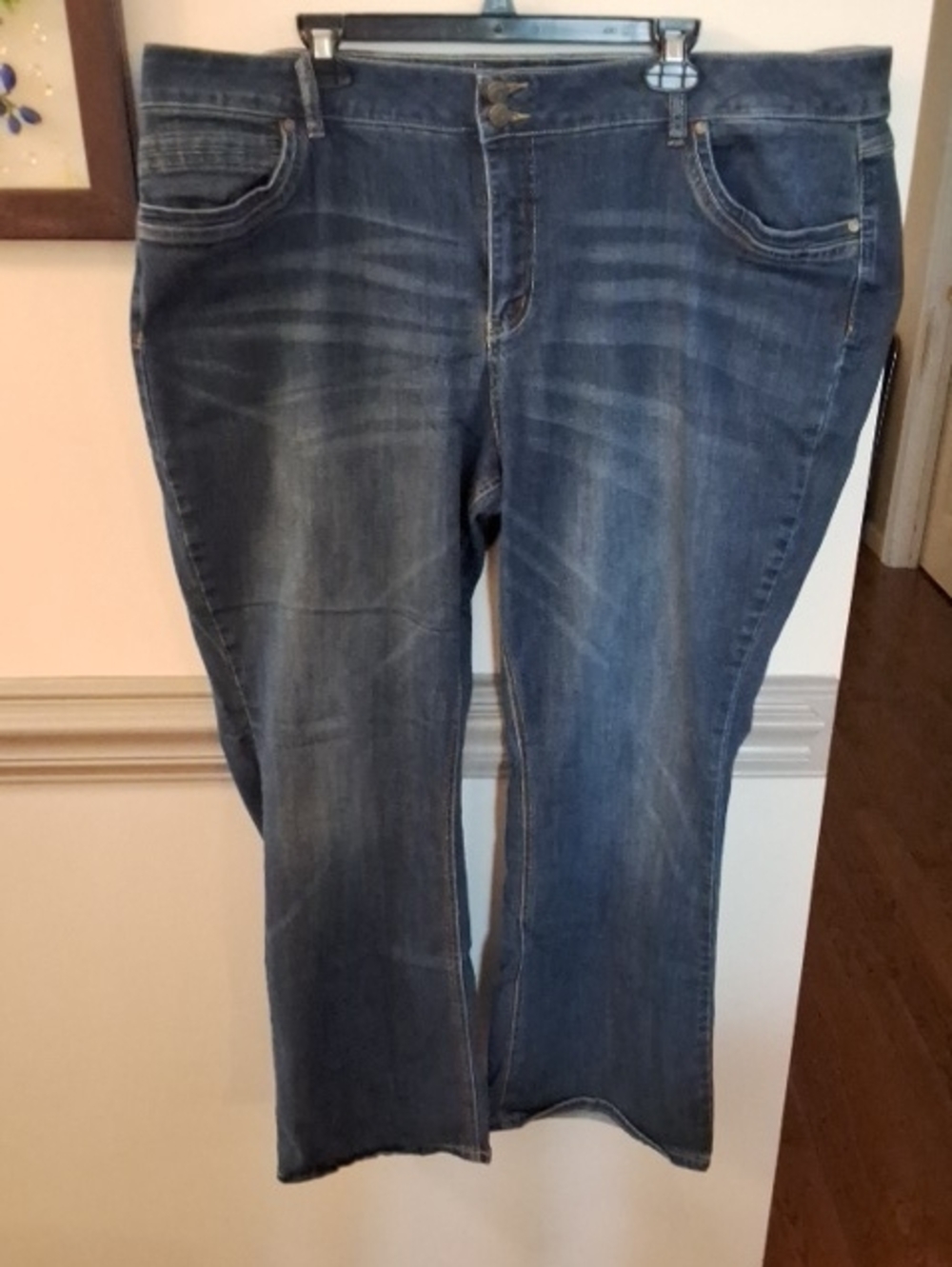 Women's Boot Cut Denim Jeans in Medium Blue